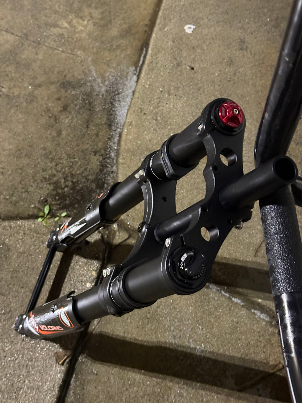 DNM Volcano Fork for 20x4 wheels
